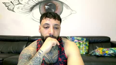 Snapshot of masculineguy69 chatting on April 2026 08:22:02 PM masculineguy69 online show from April 2026 08:22:02 PM