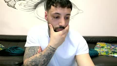Snapshot of masculineguy69 chatting on April 2026 10:52:02 PM masculineguy69 online show from April 2026 10:52:02 PM