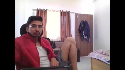 Snapshot of maskboyz2003 chatting on December 2024 05:40:02 AM maskboyz2003 online show from December 2024 05:40:02 AM