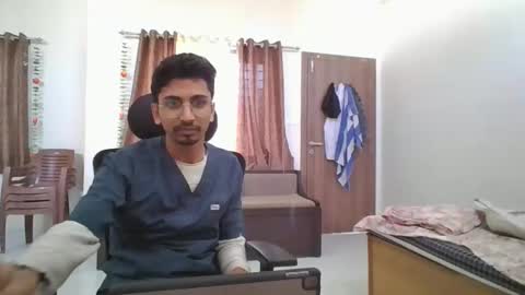 Snapshot of maskboyz2003 chatting on December 2024 05:53:02 AM maskboyz2003 online show from December 2024 05:53:02 AM