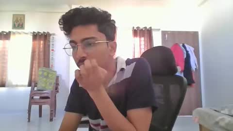 Snapshot of maskboyz2003 chatting on January 2025 03:04:02 AM maskboyz2003 online show from January 2025 03:04:02 AM