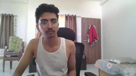 Snapshot of maskboyz2003 chatting on January 2025 07:37:01 AM maskboyz2003 online show from January 2025 07:37:01 AM