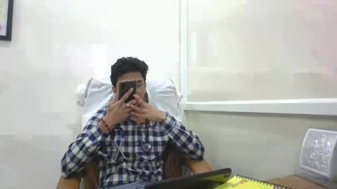 Snapshot of maskboyz2003 chatting on February 2025 01:11:01 PM maskboyz2003 online show from February 2025 01:11:01 PM