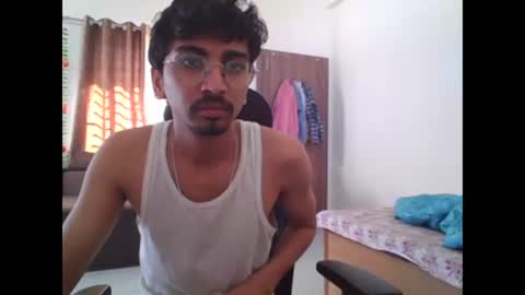 Snapshot of maskboyz2003 chatting on February 2025 04:07:01 AM maskboyz2003 online show from February 2025 04:07:01 AM