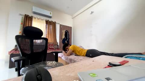 Snapshot of maskboyz2003 chatting on September 2025 05:33:01 AM maskboyz2003 online show from September 2025 05:33:01 AM