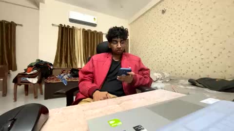 Snapshot of maskboyz2003 chatting on November 2025 05:33:02 PM maskboyz2003 online show from November 2025 05:33:02 PM