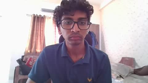 Snapshot of maskboyz2004 chatting on February 2026 04:52:01 AM Mask Boy online show from February 2026 04:52:01 AM