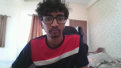 Snapshot of maskboyz2004 chatting on February 2026 06:33:02 AM Mask Boy online show from February 2026 06:33:02 AM