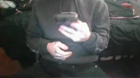 maskeddude69 online show from December 2025 06:01:02 PM