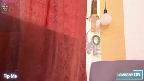 Scarlet  online show from November 2025 06:19:02 PM