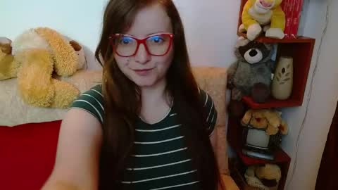 Monica online show from April 2026 09:43:02 PM