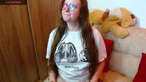 Monica online show from April 2026 10:14:02 PM