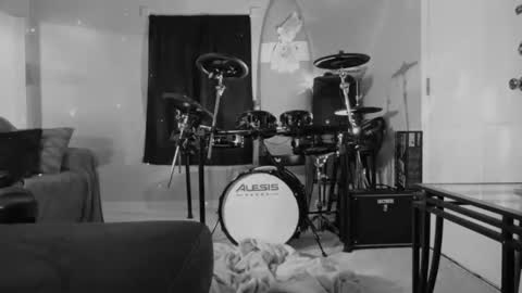 Snapshot of massageartist chatting on March 2026 02:28:01 AM HappyZending online show from March 2026 02:28:01 AM