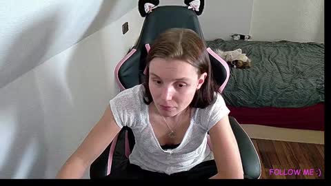 Snapshot of massageofyourlife chatting on December 2024 07:43:02 PM Queeny Kathy Online at 2030 MEZ Sunday Wednesday online show from December 2024 07:43:02 PM