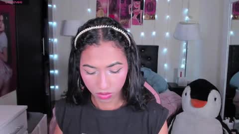 Snapshot of massielhot chatting on April 2026 12:24:01 PM massielhot online show from April 2026 12:24:01 PM