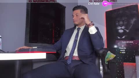 I am Massimo online show from January 2025 11:43:02 PM