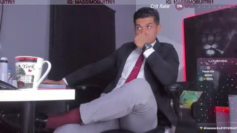 I am Massimo online show from February 2025 11:26:01 PM