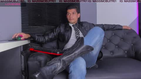 Snapshot of massimo_g chatting on April 2026 01:41:02 AM I am Massimo online show from April 2026 01:41:02 AM