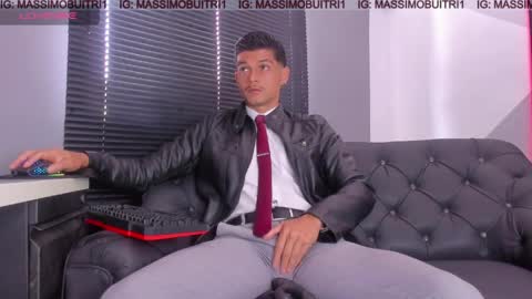Snapshot of massimo_g chatting on April 2026 03:25:01 PM I am Massimo online show from April 2026 03:25:01 PM