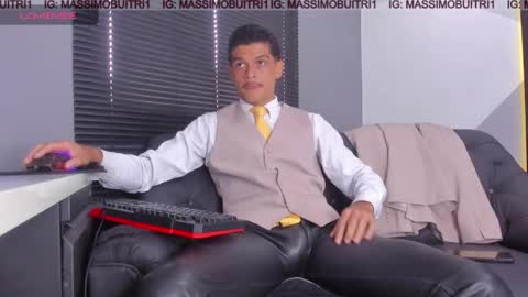 Snapshot of massimo_g chatting on April 2026 02:32:01 PM I am Massimo online show from April 2026 02:32:01 PM