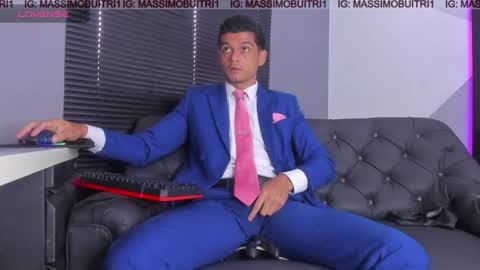 Snapshot of massimo_g chatting on May 2026 12:56:02 PM I am Massimo online show from May 2026 12:56:02 PM