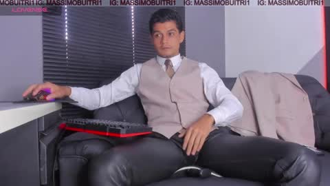 Snapshot of massimo_g chatting on May 2026 12:34:01 PM I am Massimo online show from May 2026 12:34:01 PM