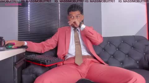 Snapshot of massimo_g chatting on May 2026 12:46:02 PM I am Massimo online show from May 2026 12:46:02 PM
