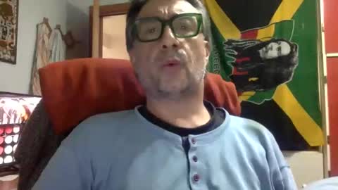 Snapshot of massimoxsempre chatting on December 2024 08:44:02 AM massimoxsempre online show from December 2024 08:44:02 AM