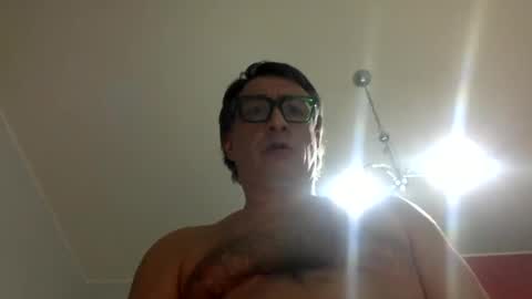 Snapshot of massimoxsempre chatting on December 2024 12:39:01 AM massimoxsempre online show from December 2024 12:39:01 AM