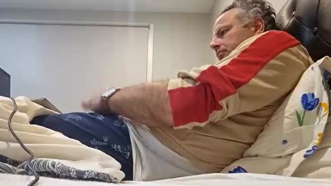 Snapshot of master398 chatting on October 2025 11:25:01 AM Erix online show from October 2025 11:25:01 AM