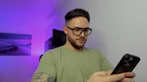 Alex online show from January 2026 07:52:02 PM