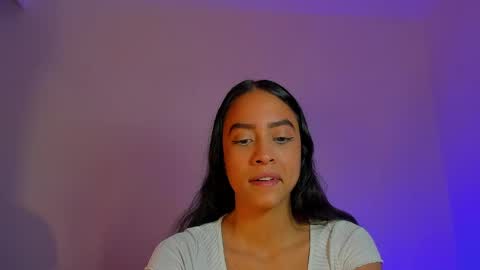 Kamila online show from April 2026 11:33:02 PM