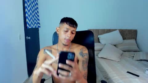 Snapshot of master_boy28 chatting on November 2025 06:35:01 AM master_boy28 online show from November 2025 06:35:01 AM