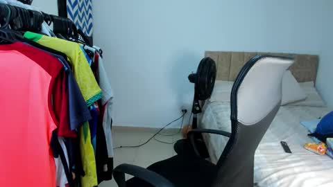 Snapshot of master_boy28 chatting on November 2025 08:02:02 AM master_boy28 online show from November 2025 08:02:02 AM