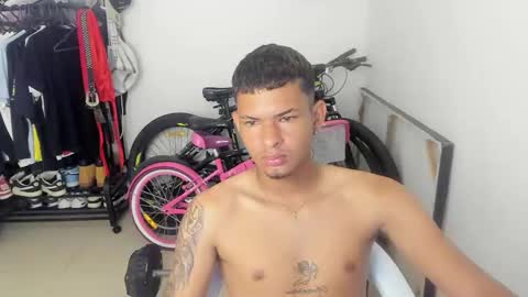 Snapshot of master_boy28 chatting on April 2026 05:48:02 PM master_boy28 online show from April 2026 05:48:02 PM