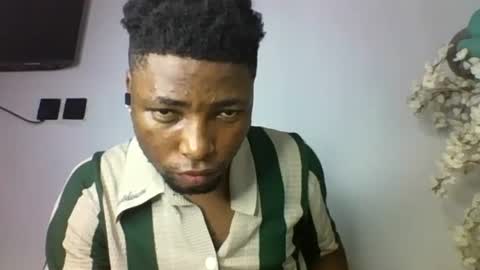 Master Kael online show from December 2025 11:22:02 PM