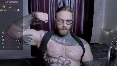 Snapshot of master_oil chatting on February 2025 12:48:01 PM Huge Alex online show from February 2025 12:48:01 PM