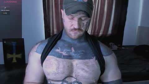 Snapshot of master_oil chatting on September 2025 01:36:01 PM Huge Alex online show from September 2025 01:36:01 PM