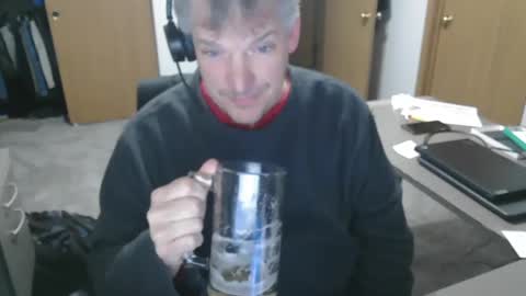 Snapshot of master_thorn chatting on January 2025 03:08:01 AM Master Thorn online show from January 2025 03:08:01 AM