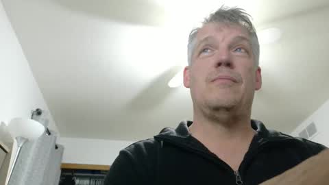 Snapshot of master_thorn chatting on March 2026 02:02:02 AM Master Thorn online show from March 2026 02:02:02 AM