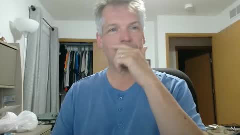 Snapshot of master_thorn chatting on April 2026 02:24:02 AM Master Thorn online show from April 2026 02:24:02 AM