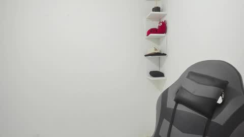 Snapshot of masteralda09 chatting on November 2025 04:29:01 PM Alpha junior online show from November 2025 04:29:01 PM