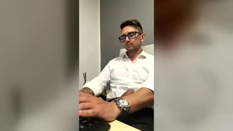 Snapshot of masterboss_fl chatting on July 2026 11:49:01 AM Master Boss online show from July 2026 11:49:01 AM