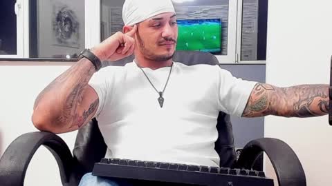 masterchris12 online show from December 2024 09:11:01 PM