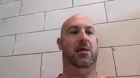 Snapshot of masterclass69er chatting on June 2026 08:11:02 AM Bob online show from June 2026 08:11:02 AM
