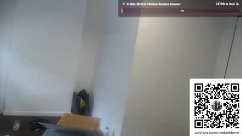 Snapshot of masterdomfuck chatting on October 2025 04:38:02 PM Masterdomfuck online show from October 2025 04:38:02 PM