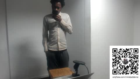 Snapshot of masterdomfuck chatting on November 2025 08:58:02 AM Masterdomfuck online show from November 2025 08:58:02 AM