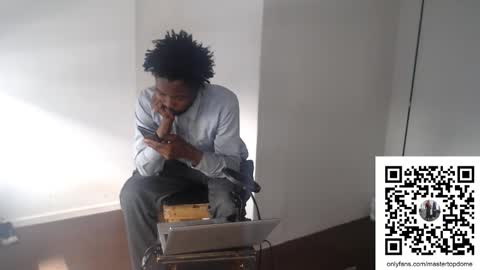 Snapshot of masterdomfuck chatting on November 2025 05:45:02 PM Masterdomfuck online show from November 2025 05:45:02 PM