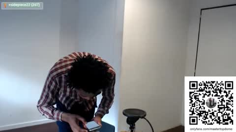 Snapshot of masterdomfuck chatting on November 2025 11:01:02 AM Masterdomfuck online show from November 2025 11:01:02 AM