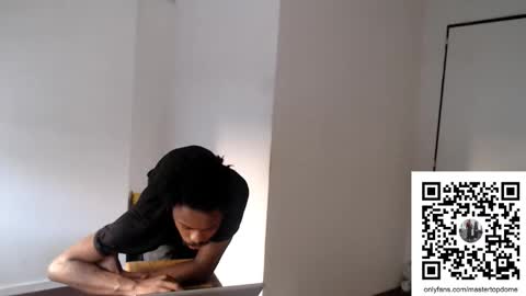 Snapshot of masterdomfuck chatting on December 2025 08:59:02 PM Masterdomfuck online show from December 2025 08:59:02 PM